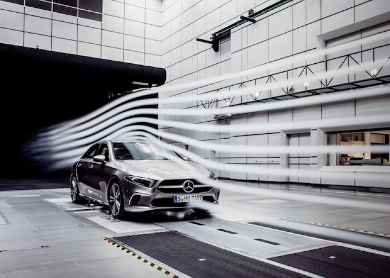 A-Class 四門房車，擁有超低風阻。
