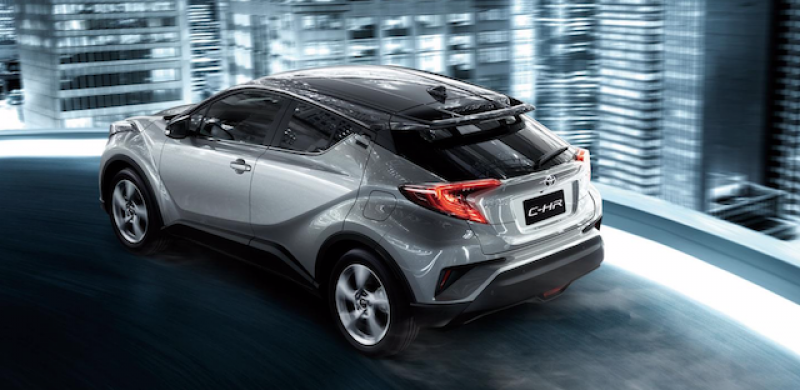 Toyota C-HR 為 1.2T 渦輪動力。
