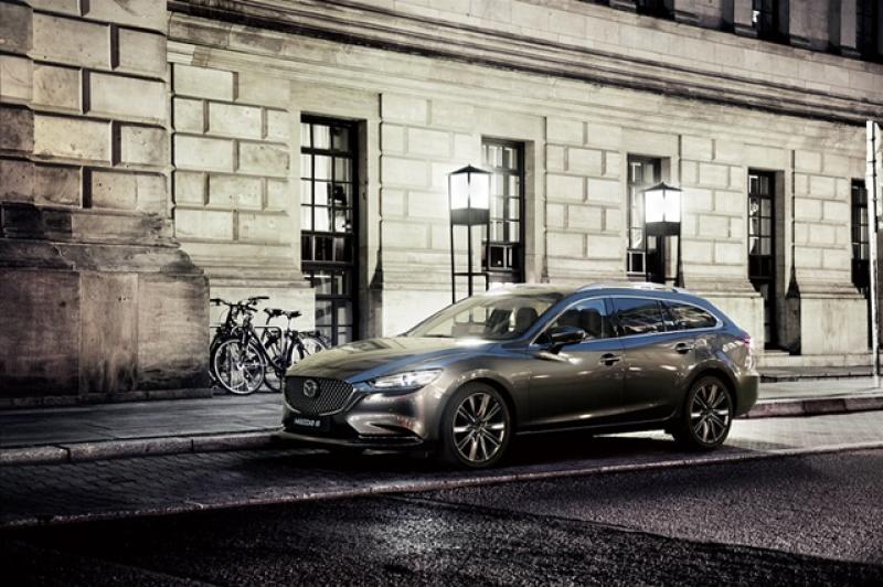 為完美體現歡慶每秒駕馭感動的精神，性能再進化的 Mazda6 Wagon SKY-D 將以 145 萬預售價，從今天正式開始接單。