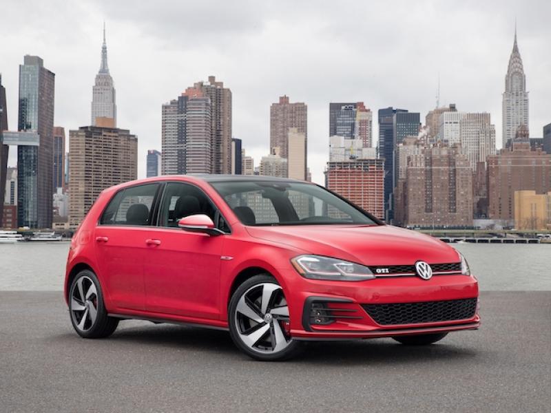 德國媒體已掌握到，下一代 Golf GTI 將會有 300hp 最大馬力。圖為現行款 Golf GTI。（圖片來源：Volkswagen）