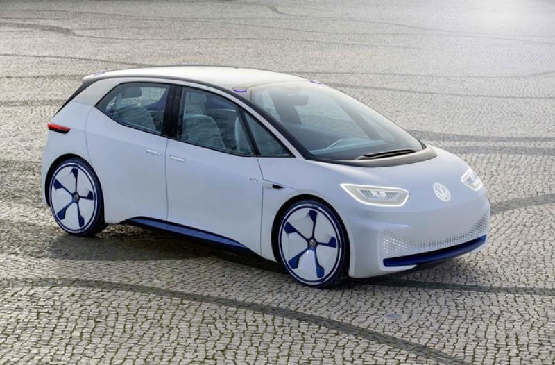 Volkswagen 以環保製程量產 ID.，每年將減少超過 100 萬噸二氧化碳排放量，達成首款碳中和製程的電動車款。