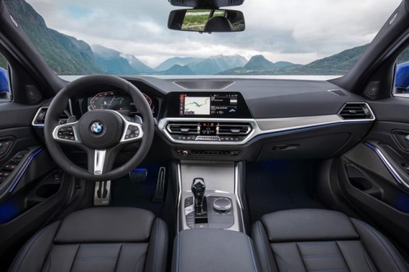 BMW Personal CoPilot 智慧駕駛輔助科技內含 ACC 智慧定速、AEB 自動緊急剎車等時下注重等功能。