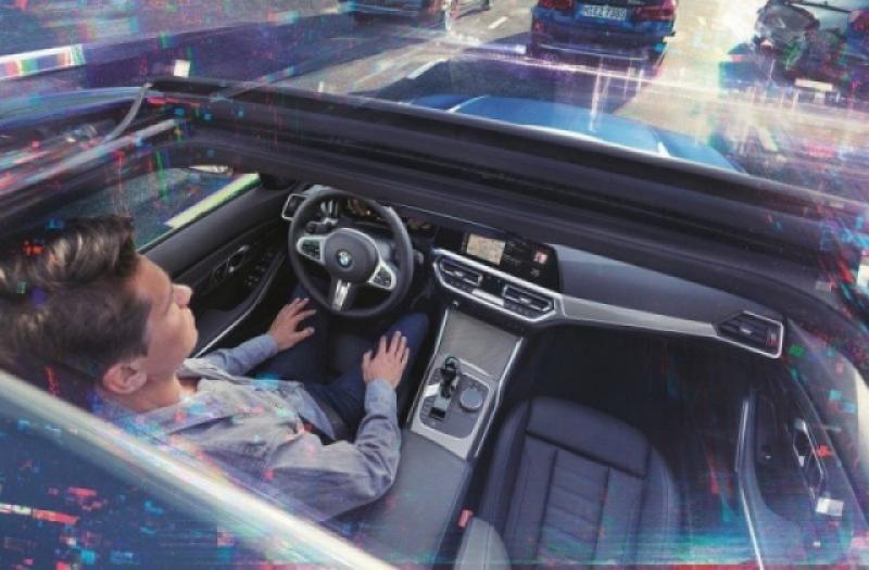 全新 3-Series 還將搭載最新世代 BMW Personal CoPilot 智慧駕駛輔助科技。