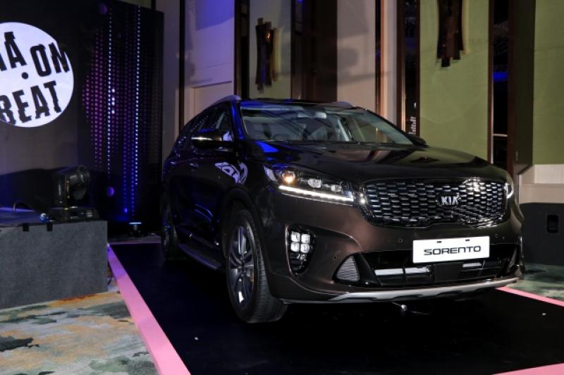 Kia 今日發表七人座休旅 Sorento 小改款。