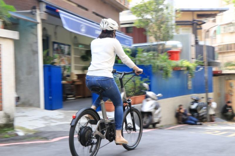 舒適性是電動輔助自行車的重點，長時間騎乘並不會覺得過度不適。