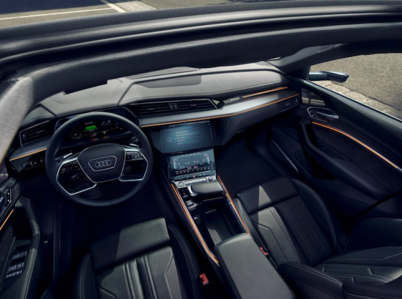 本週台灣新車預覽：Altis 推油電動力！2000 萬敞篷跑車開賣