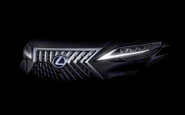 Lexus 已悄悄註冊兩車型商標，間接暗示出將搭載的動力編成。（此為原廠公佈的 LM350 預告登場圖。）