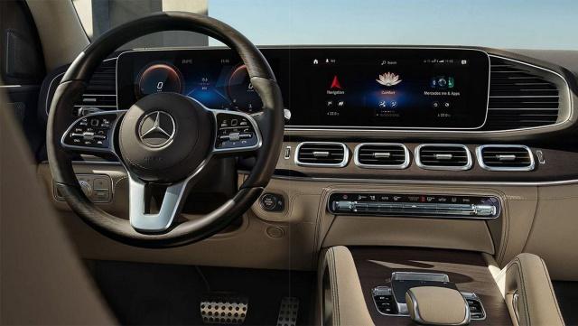 內裝很明顯和新一代 GLE 看齊,同時導入各項品牌最新科技。