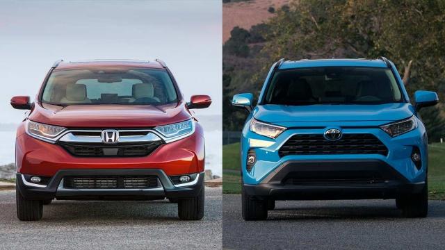 《消費者報告》針對Toyota RAV4 與 Honda CR-V 進行實際道路測試比較。