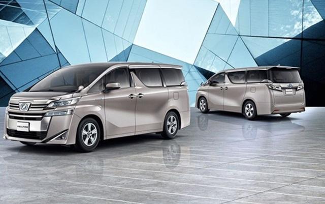 Toyota Vellfire 與 Alphard 同出系源，不過 Vellfire 定位偏重鎖定家庭客群。