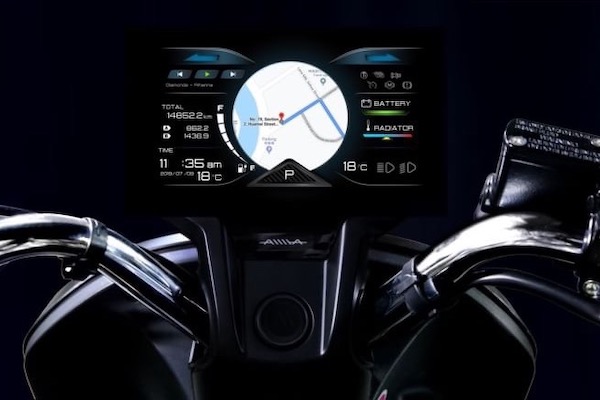 與 Gogoro 同採電池交換系統！新款 125 等級電動機車具大螢幕儀表是亮點