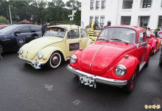 福斯金龜車是骨董車聚不可少的車型。（記者陳鳳麗攝）