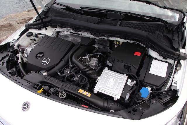 採 1.3 升渦輪引擎，無 C-Class 以上才有的 48V 輕油電系統。