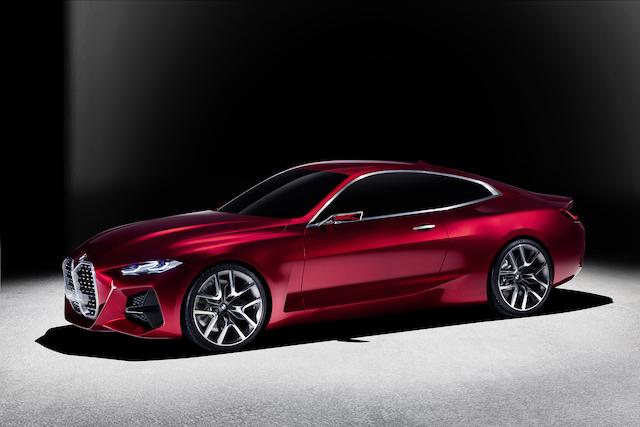 作為下一代 4 系列的概念車， Concept 4 在法蘭克福車展期間亮相。