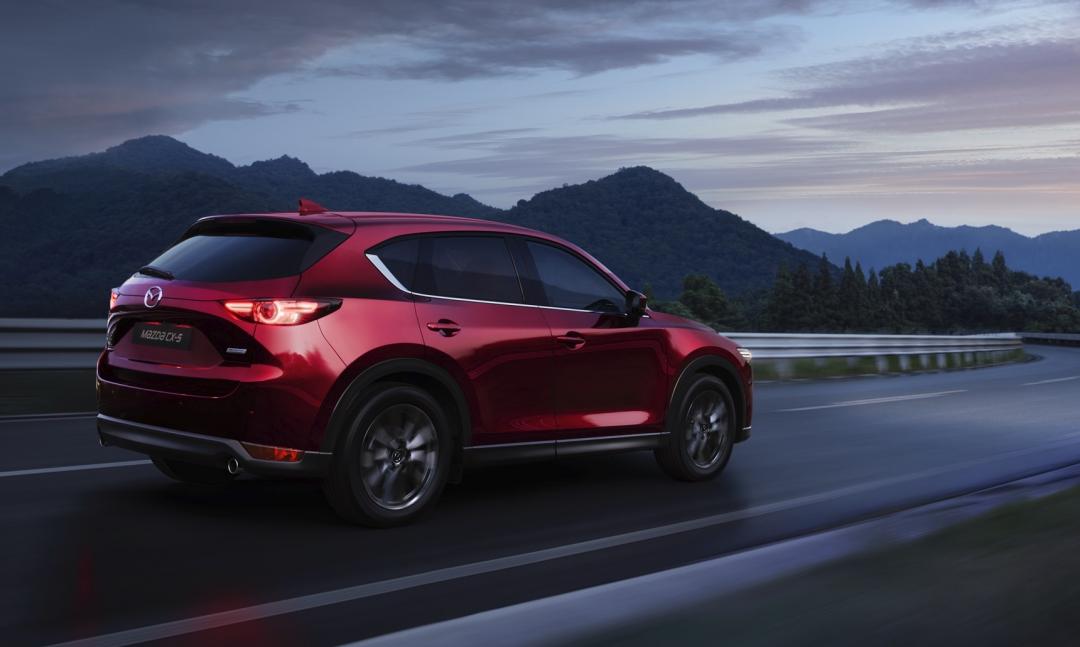 CX-5 今年銷售下滑，目前落後 Lexus NX 及賓士 GLC。