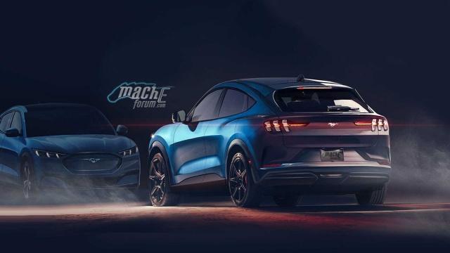 車尾可以明顯看到野馬招牌造型設計風格。