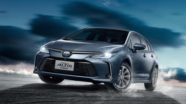 首度在台灣有油電動力的 Altis，第一年就繳出 5,525 輛銷售成績。