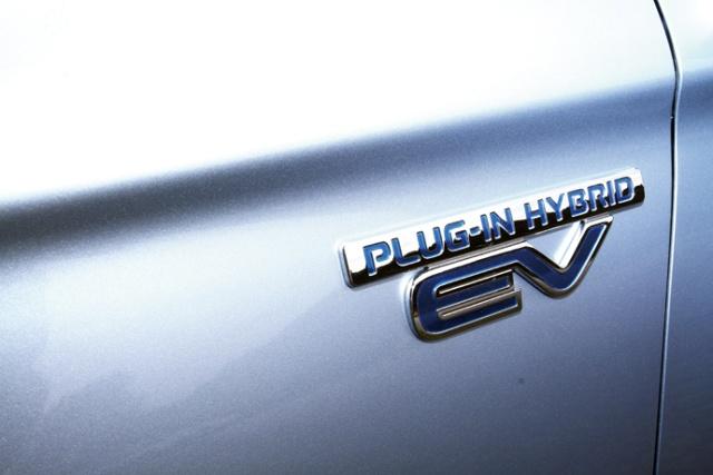 Hybrid 或 PHEV 動力