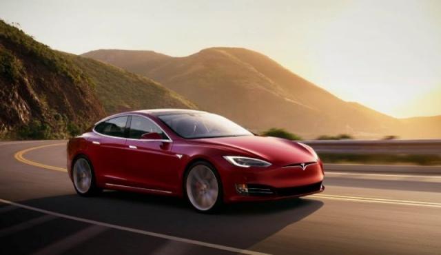 《消費者報告》整理出汽車品牌滿意度排行榜，其中 Tesla 再度蟬聯冠軍。