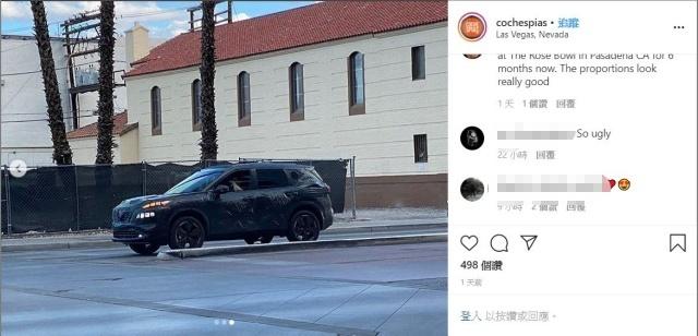 車頂線條與現行版本類似，仍是相當方正的風格。
