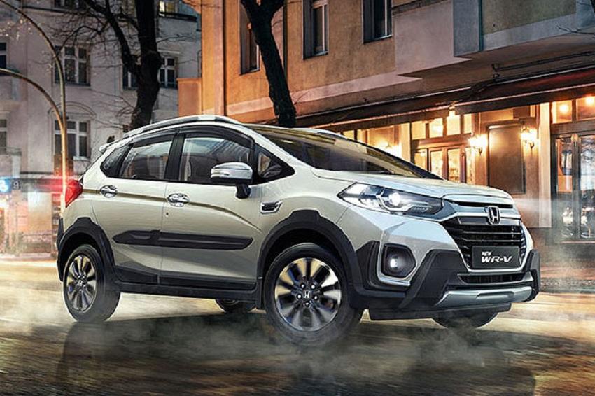 小改款 WR-V 針對車頭進行整型，內裝、車尾變動幅度不大。