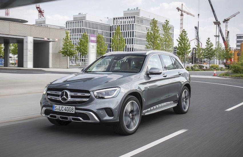 M.Benz 僅靠 GLC 苦撐。昔日主力車款 C-Class 今年累積銷售比去年嚴重衰退 3 成以上。