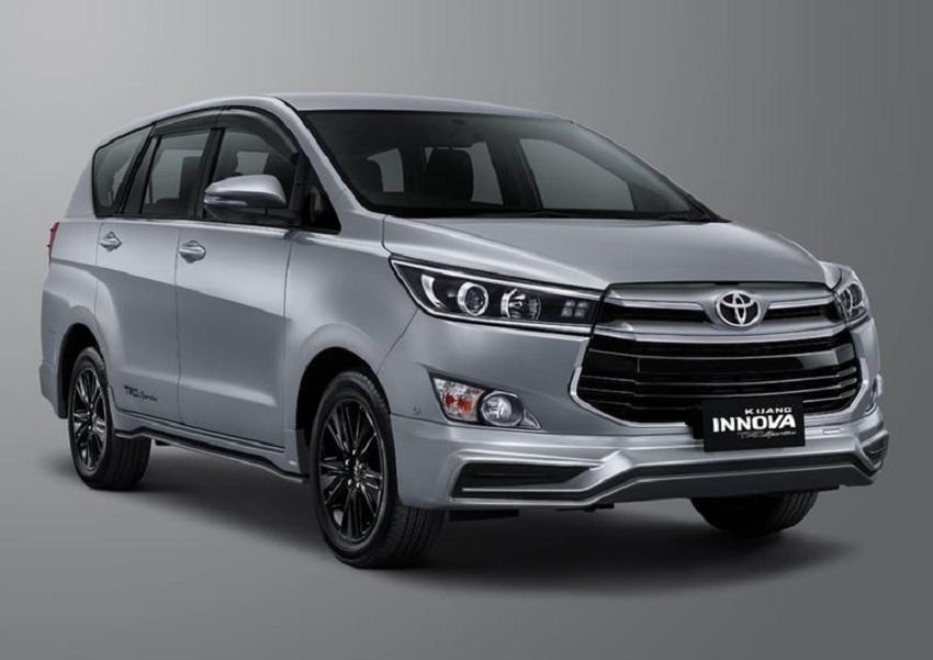 台灣 Innova 當時以親民的商用/家務 MPV 形象，曾叱吒風雲一時，經過時代演變，國外的 Innova 風格早就大不同。