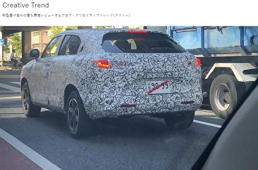 新一代 HR-V 前後燈組造型均改成低扁、狹長設計，帶出濃厚的侵略氣息。