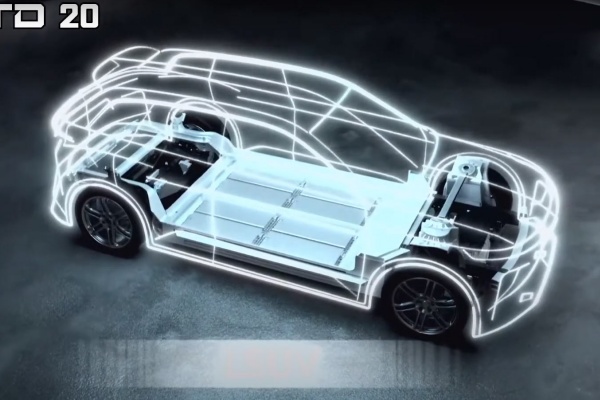 放話成為電動車界的 Android！鴻海發表的 EV 平台到底有多強？