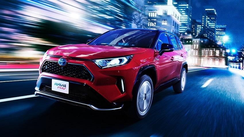 RAV4 PHV 不僅節能性相當出色，在動力性能表現同樣高竿，插電式油電科技與純電技術均是未來趨勢。