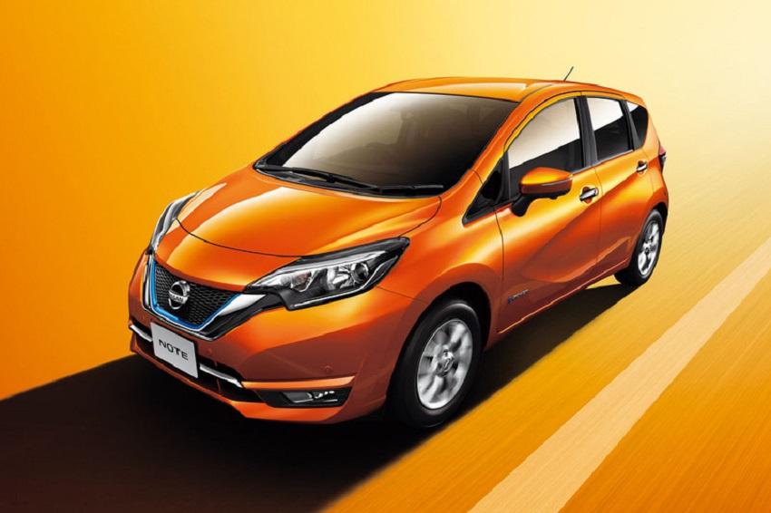 新一代 Nissan Note 積極測試中，相信今年底前就會有所消息。〈此為現行款。〉