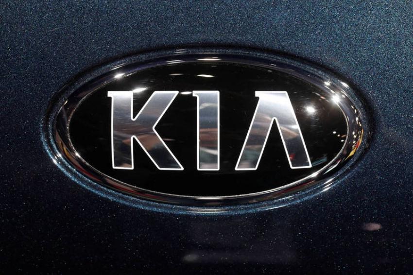 由於在駕駛過程中汽車引擎有起火風險，南韓汽車製造商起亞（Kia Motors Corp）5日宣布，將在美國召回29.5萬輛車。（路透）