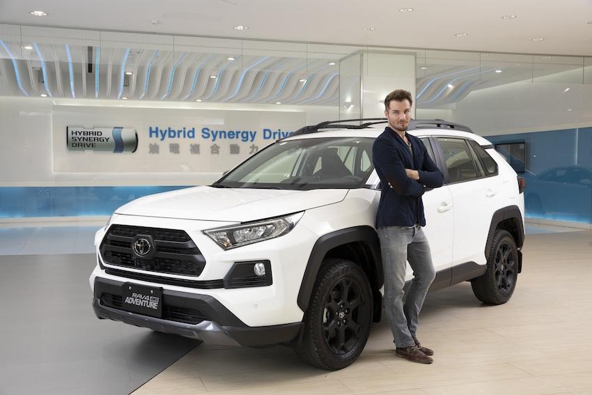 RAV4 躍野冒險版，是以 RAV4 ADVENTURE 4WD 為基礎所開發的車型。