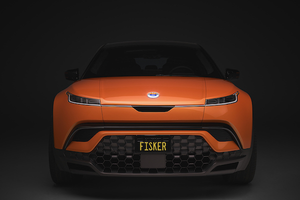 鴻海富士康替「特斯拉殺手」生產電動車！新創品牌 Fisker 背景不簡單