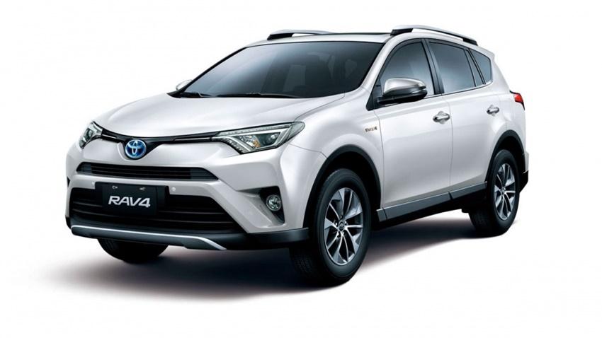 主角為 2013～2018 年生產第四代 RAV4。