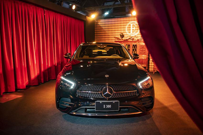去年底發表的 E-Class 小改款,取代 C-Class 成為賓士目前賣最好的房車。