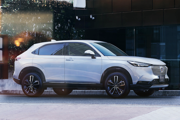 日媒試駕 Honda HR-V 大改款油電車，稱 3 個特點讓它有大賣本錢！