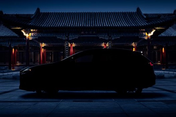 換上新廠徽、跑格魂上身，新一代 Lexus NX 釋出最終預告！