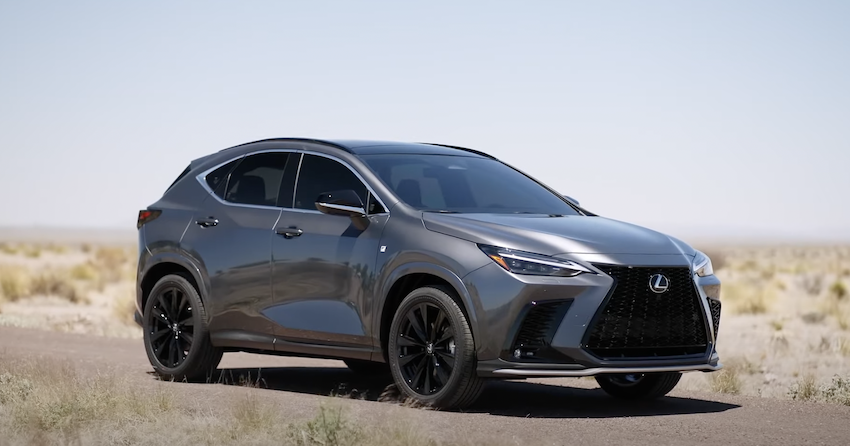 大改款 Lexus NX 無預警曝光，引發網友熱議。