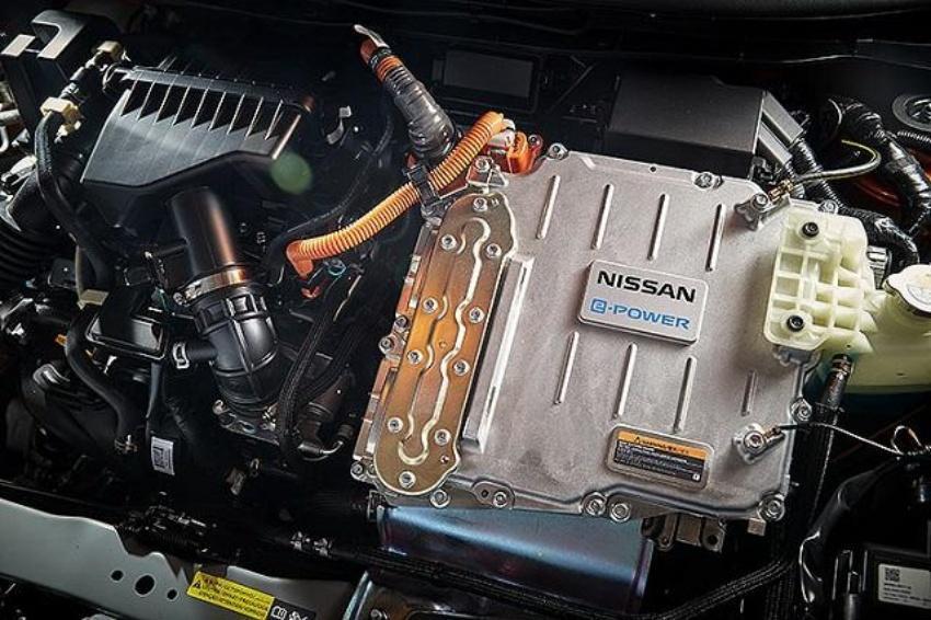 Sentra 搭載 Kicks、Note 相同的第二代油電引擎。
