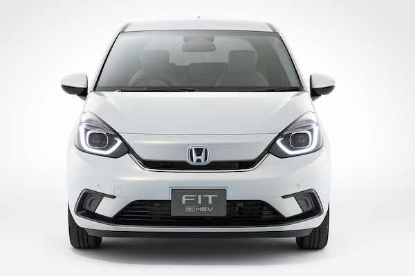 Honda Fit 油電車台灣預售價公布，對手竟是兩款中型國產車！