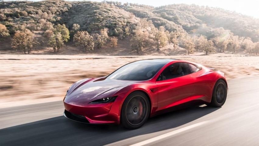 尚未推出的下一代 Tesla Roadster，在 YouTube 上獲得極高關注。