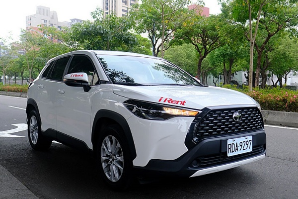 終於有 SUV 可選，Toyota 新神車 Corolla Cross 加入 iRent！