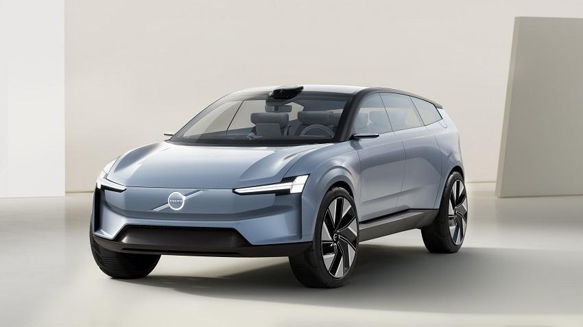 先前 Volvo 發表的 Concept Recharge 概念車，被視為旗艦休旅 XC90 的後繼車型。