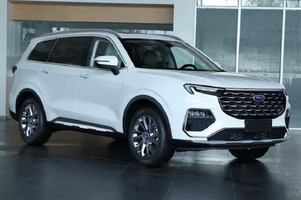 有後座獨立雙座椅！福特 7 人座 SUV 推新車型亮相
