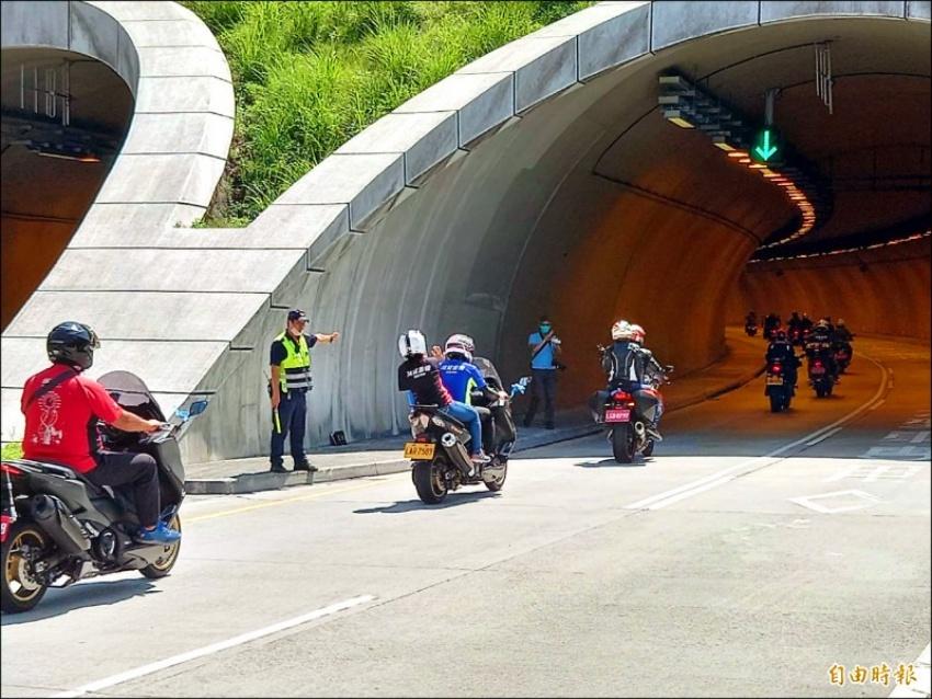日前開放 250c.c. 以上大型重機可行駛蘇花改，吸引大量重機車主。