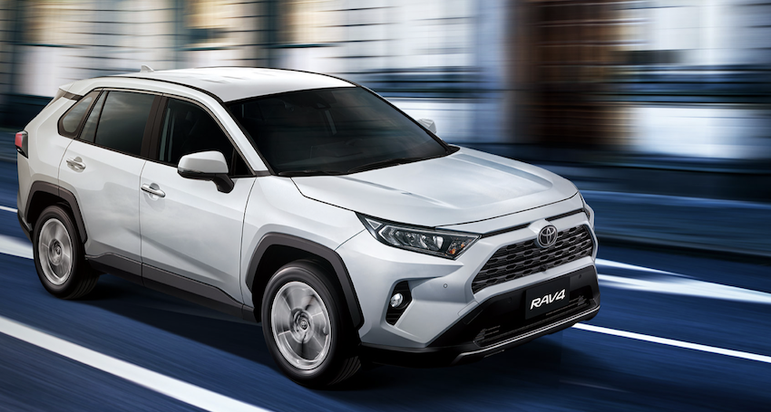 主力休旅 RAV4 目前供車正常，不受這次暫停接單影響。