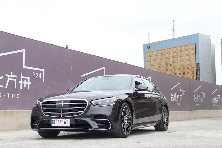 賓士豪華旗艦 S-Class 單月賣出快 300 輛，僅次於 GLC。