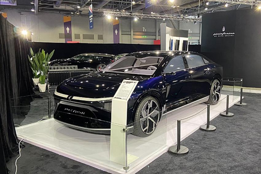 鴻海科技集團與 Pininfarina 攜手推出的 Model E，在香港國際汽車博覽會（IMXHK）登場。