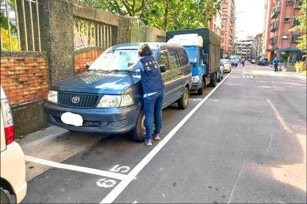 停車格百百種！「限時段、限時間」傻傻分不清 沒搞懂小心罰單收不完